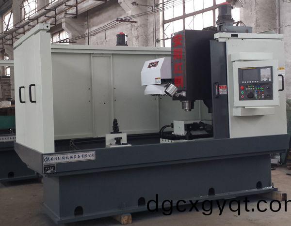 前軸鎖銷(xiao)孔(kong)專用加工